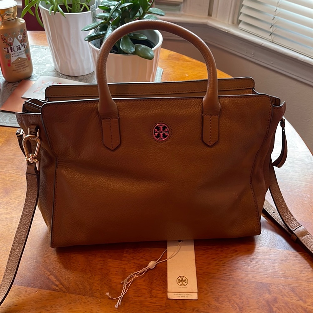 Authentic Tory Burch Large Leather Crossbody